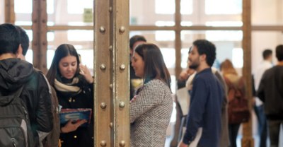 alumnes-vestibul-TR1.jpg