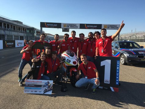 MotoSpiritUPC guanya la cursa MotoStudent al circuit d’Aragó en categoria elèctrica