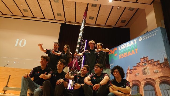 Cosmic Research de l’ESEIAAT de la UPC, el primer equip espanyol admès a l’Spaceport Amèrica Cup amb el coet ‘LUCID’